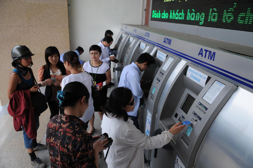 Đáp ứng nhu cầu rút tiền mặt của nhân dân trong dịp Tết